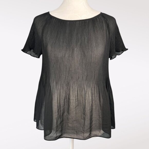 Banana Republic Black Short Sleeve Pleated Blouse Petite XXS - Picture 1 of 9